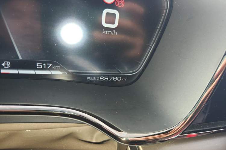Used BYD Han 2020 DM Four-Wheel Drive Performance Edition Luxury Model Odometer Close Up