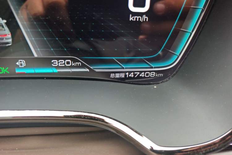 Used BYD Han 2020 DM Four-Wheel Drive Performance Edition Luxury Model Odometer Close Up