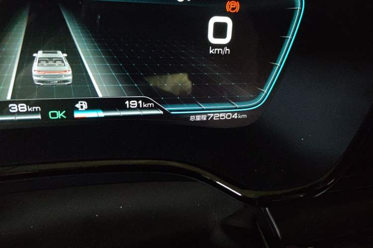 Used BYD Han 2020 DM Four-Wheel Drive Performance Edition Luxury Model Odometer Close Up