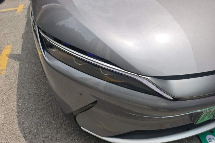 Used BYD Han 2020 EV Long-Range Luxury Model Right Front Headlight