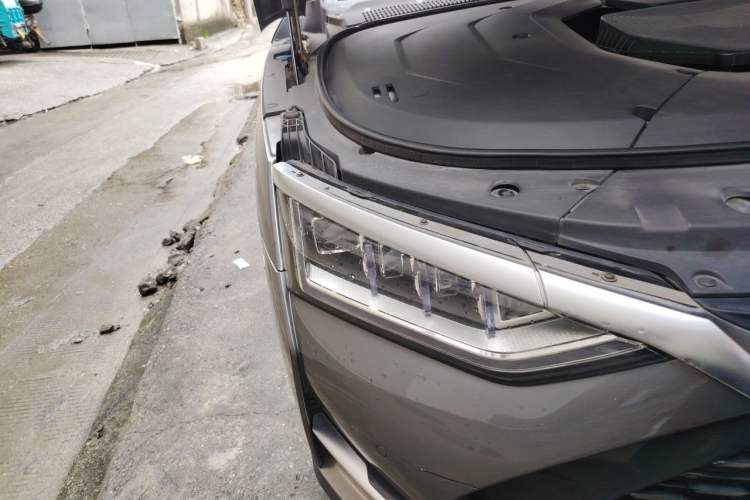 Used BYD Han 2020 DM Four-Wheel Drive Performance Edition Prestige Model Right Front Headlight
