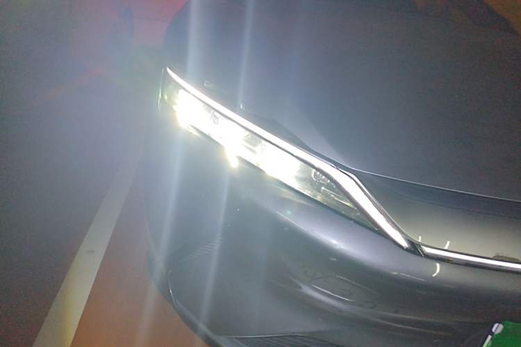 Used BYD Han 2020 EV Long-Range Deluxe Model Right Front Headlight