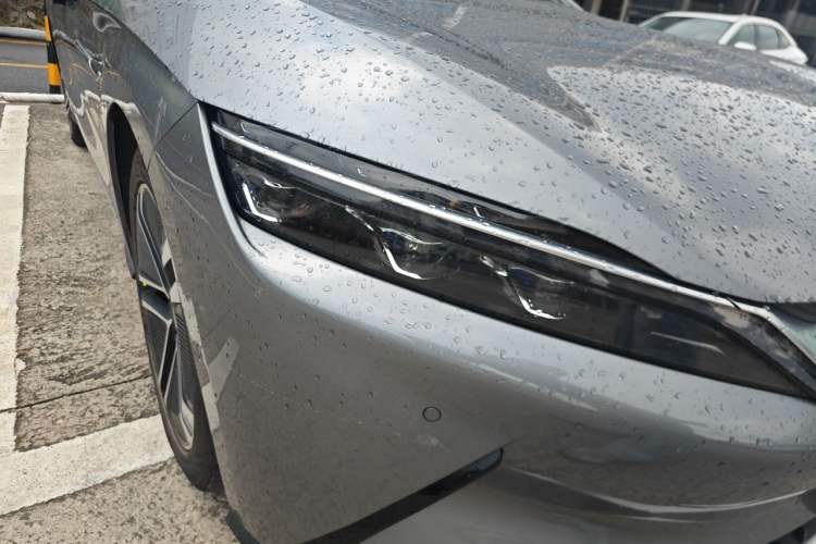 Used BYD Han 2020 EV Long-Range Deluxe Model Right Front Headlight