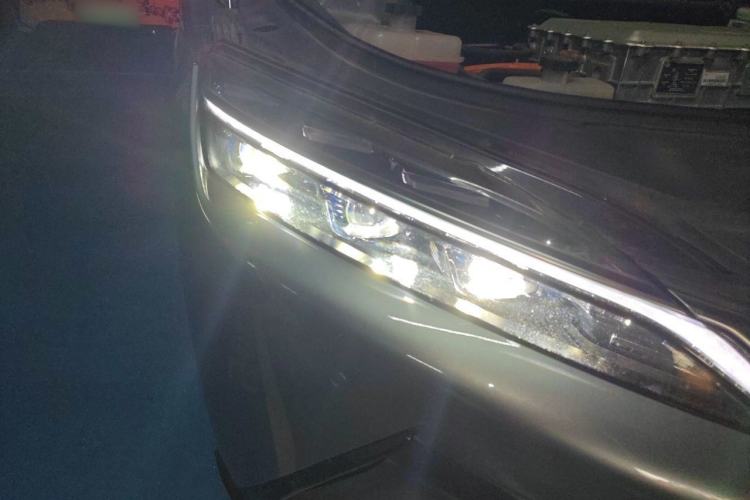 Used BYD Han 2020 EV Long-Range Luxury Model Right Front Headlight