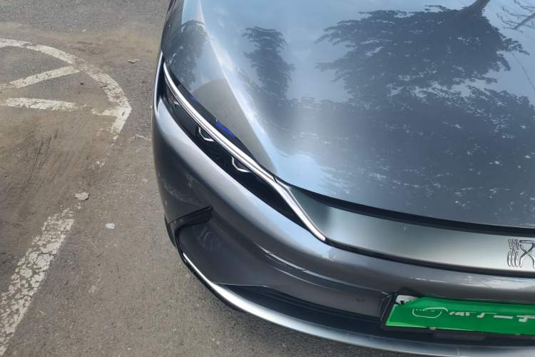 Used BYD Han 2020 EV Long-Range Luxury Model Right Front Headlight