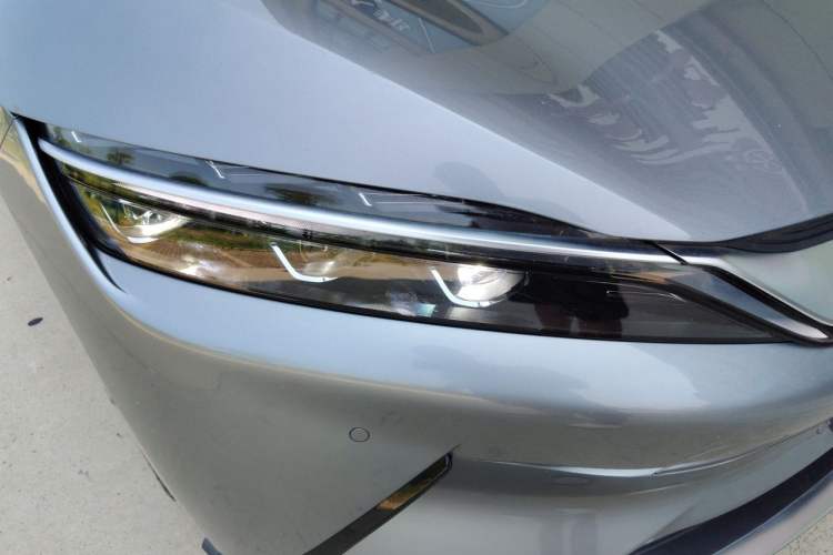 Used BYD Han 2020 EV Four-Wheel Drive High-Performance Flagship Model Right Front Headlight