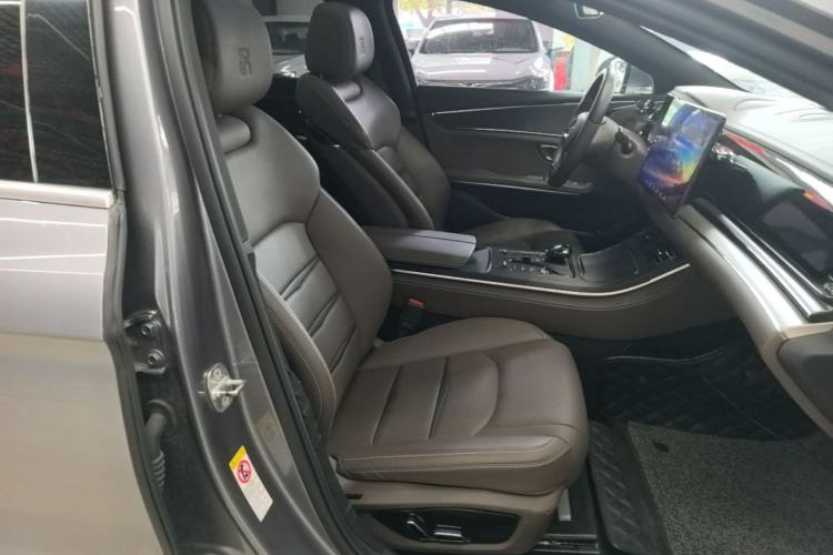 Used BYD Han 2020 DM Four-Wheel Drive Performance Edition Luxury Model Right Front Seat