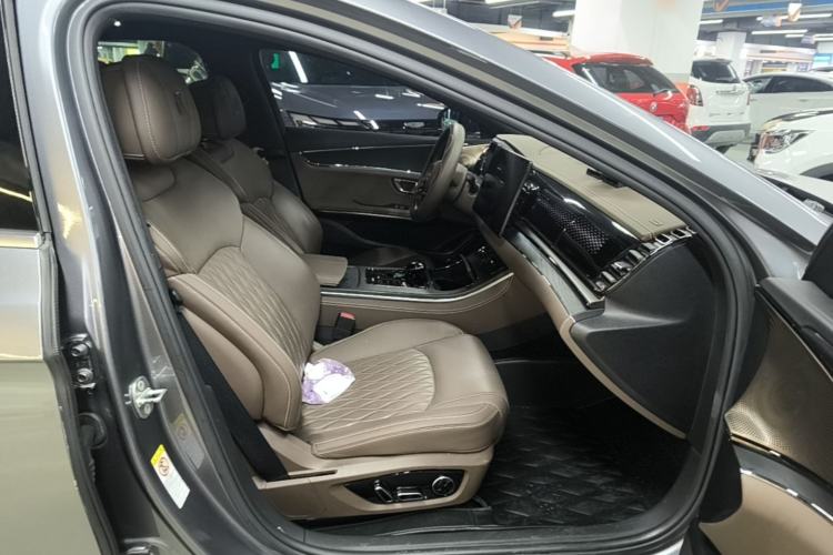 Used BYD Han 2020 EV Long-Range Deluxe Model Right Front Seat