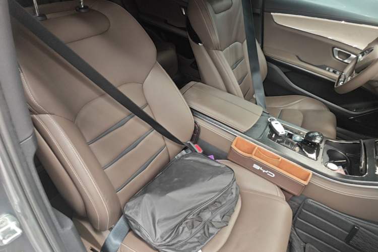 Used BYD Han 2020 EV Long-Range Luxury Model Right Front Seat