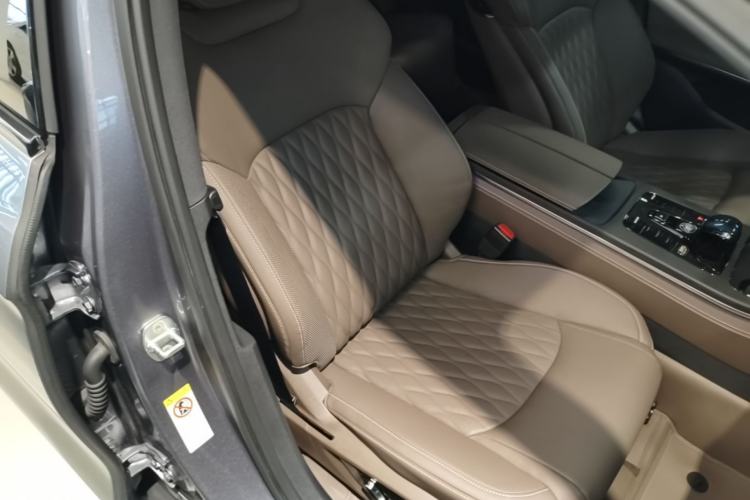 Used BYD Han 2020 EV Long-Range Deluxe Model Right Front Seat