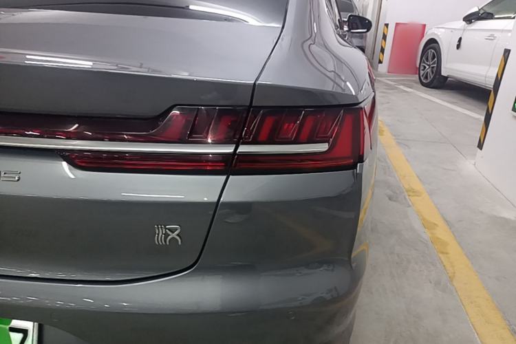 Used BYD Han 2020 DM Four-Wheel Drive Performance Edition Luxury Model Right Rear Taillight