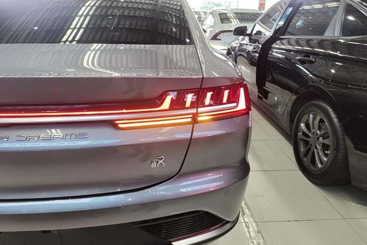 Used BYD Han 2020 EV Long-Range Deluxe Model Right Rear Taillight