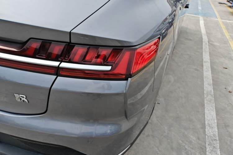Used BYD Han 2020 EV Long-Range Luxury Model Right Rear Taillight