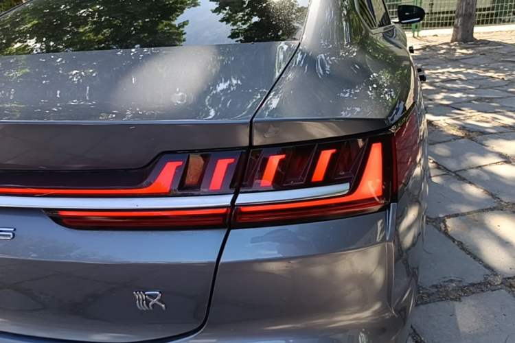 Used BYD Han 2020 EV Long-Range Luxury Model Right Rear Taillight