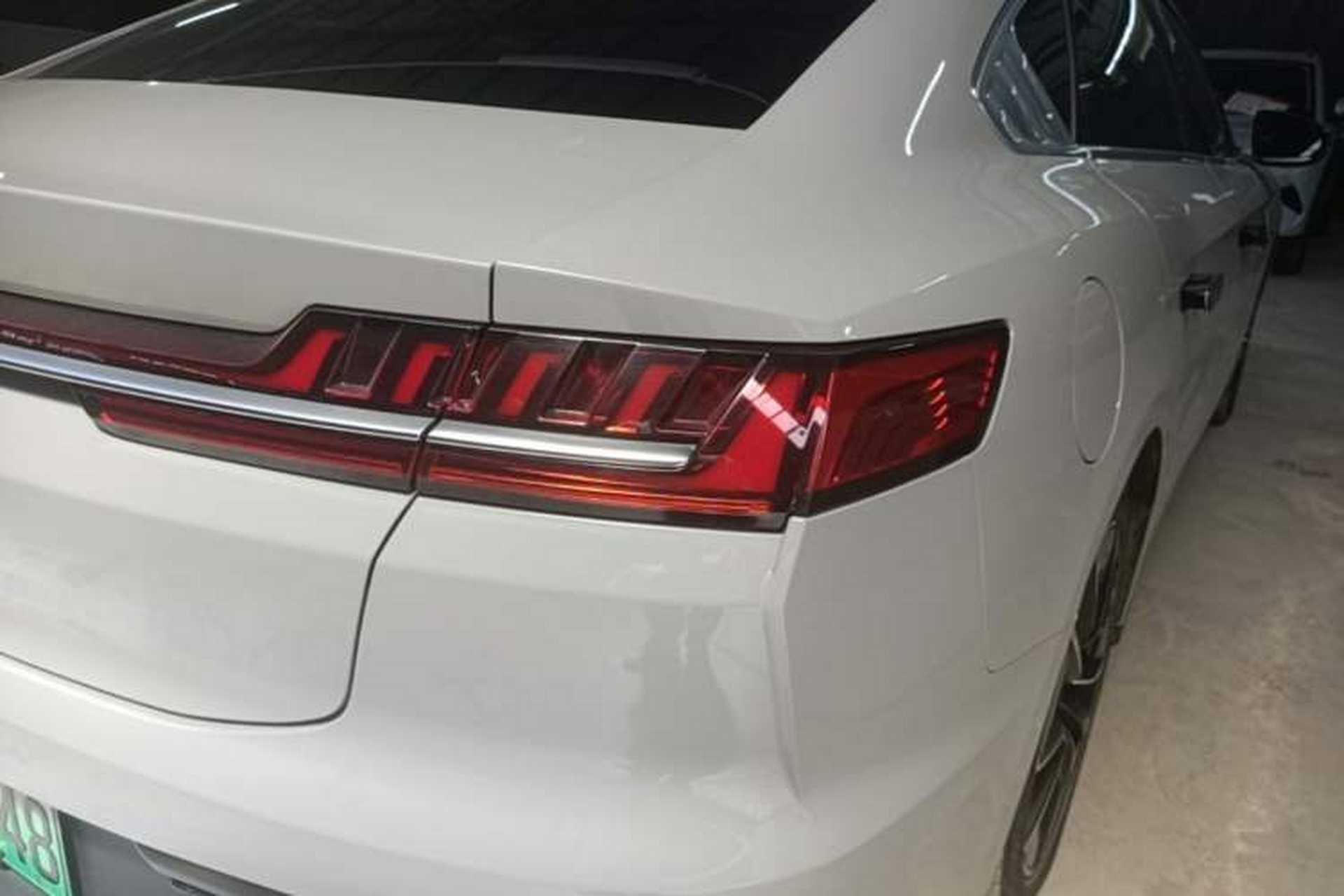 Used BYD Han 2020 EV Four-Wheel Drive High-Performance Flagship Model Right Rear Taillight