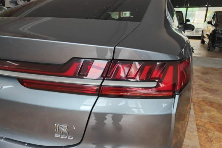 Used BYD Han 2020 EV Four-Wheel Drive High-Performance Flagship Model Right Rear Taillight
