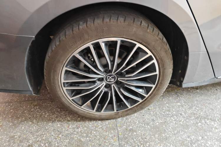 Used BYD Han 2020 DM Four-Wheel Drive Performance Edition Luxury Model Right Rear Wheel Hub