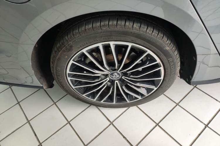 Used BYD Han 2020 DM Four-Wheel Drive Performance Edition Prestige Model Right Rear Wheel Hub