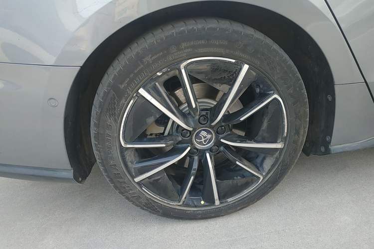 Used BYD Han 2020 EV Four-Wheel Drive High-Performance Flagship Model Right Rear Wheel Hub