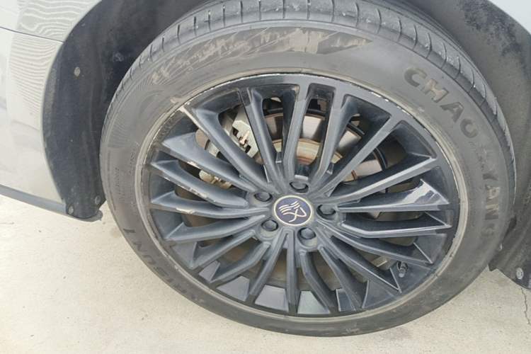 Used BYD Han 2020 DM Four-Wheel Drive Performance Edition Prestige Model Right Rear Wheel Hub