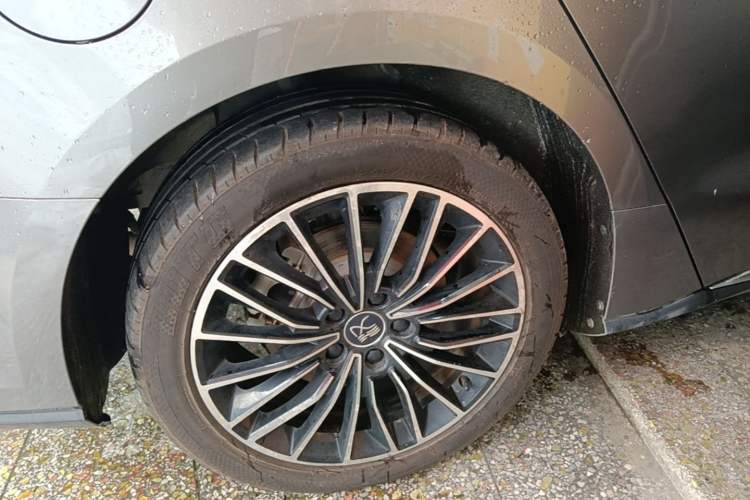 Used BYD Han 2020 DM Four-Wheel Drive Performance Edition Luxury Model Right Rear Wheel Hub