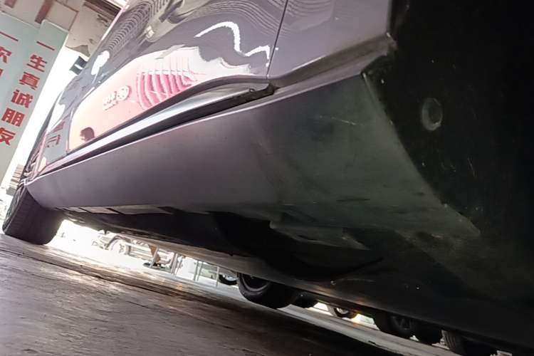 Used BYD Han 2020 EV Long-Range Luxury Model Right Side Sill