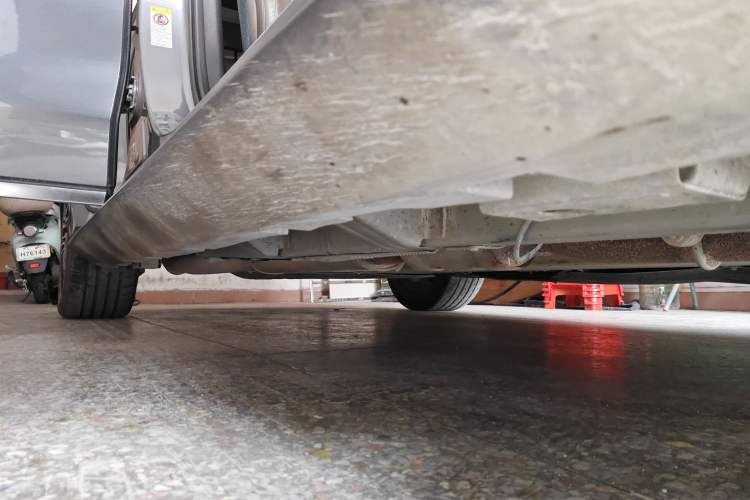 Used BYD Han 2020 DM Four-Wheel Drive Performance Edition Luxury Model Right Side Sill