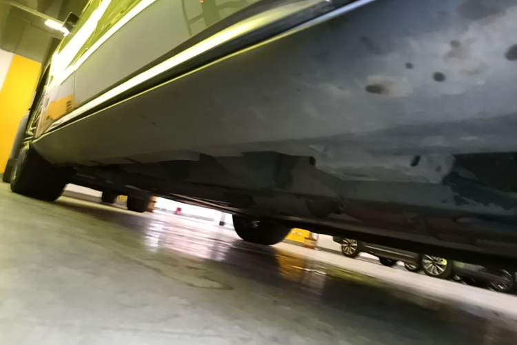 Used BYD Han 2020 DM Four-Wheel Drive Performance Edition Prestige Model Right Side Sill