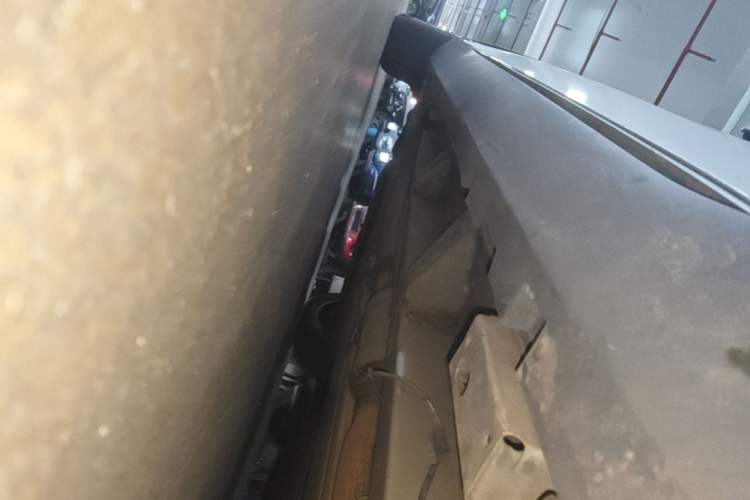 Used BYD Han 2020 DM Four-Wheel Drive Performance Edition Prestige Model Right Side Sill