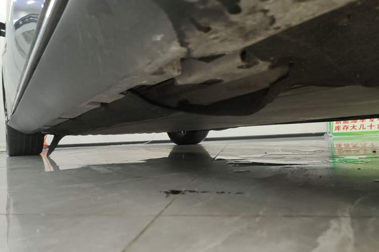 Used BYD Han 2020 EV Four-Wheel Drive High-Performance Flagship Model Right Side Sill