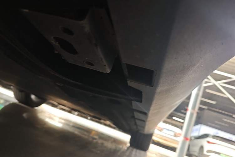 Used BYD Han 2020 EV Long-Range Deluxe Model Right Side Sill