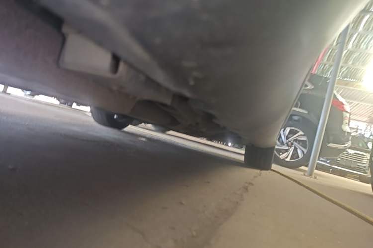 Used BYD Han 2020 DM Four-Wheel Drive Performance Edition Luxury Model Right Side Sill