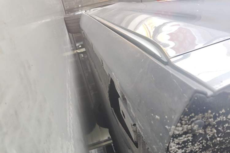 Used BYD Han 2020 EV Long-Range Luxury Model Right Side Sill