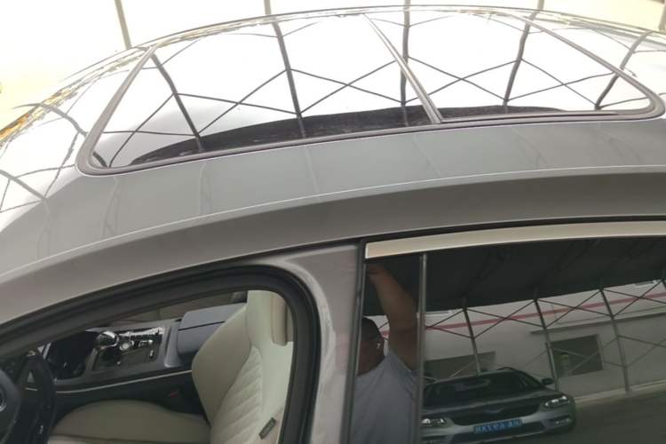 Used BYD Han 2020 EV Long-Range Deluxe Model Roof