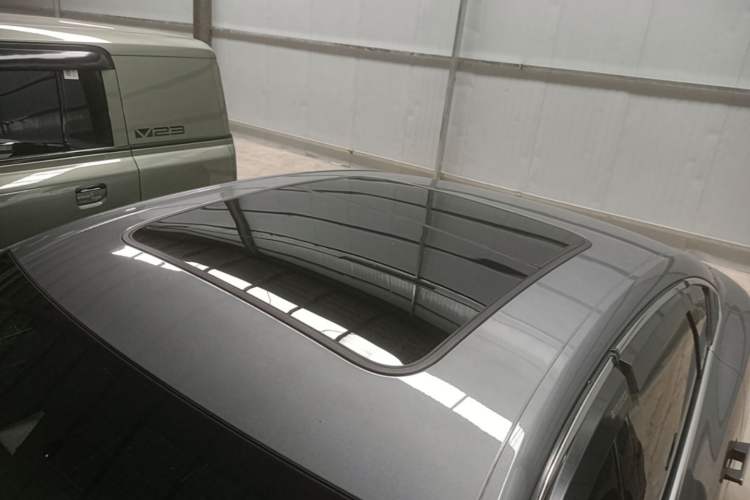 Used BYD Han 2020 EV Long-Range Luxury Model Roof