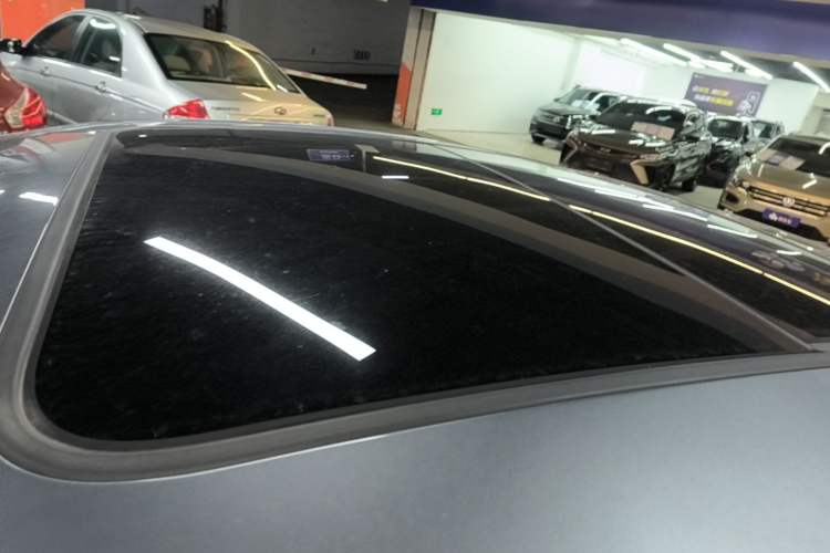 Used BYD Han 2020 EV Long-Range Deluxe Model Roof