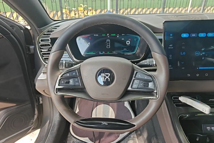Used BYD Han 2020 EV Long-Range Luxury Model Steering Wheel