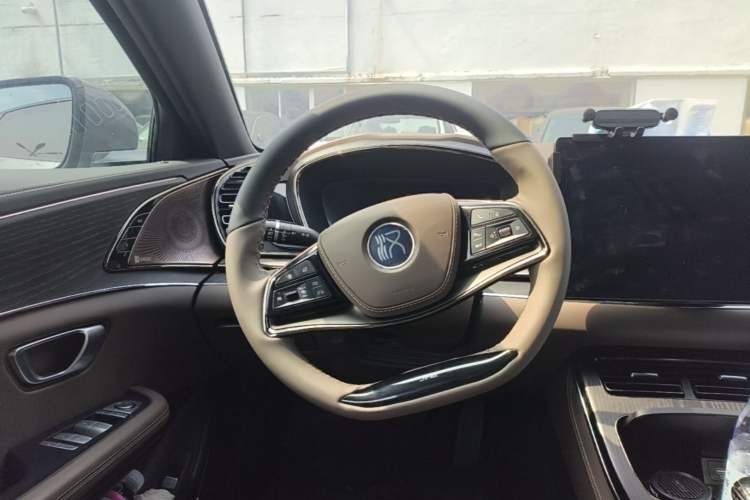 Used BYD Han 2020 EV Long-Range Deluxe Model Steering Wheel