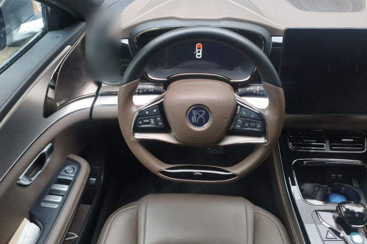 Used BYD Han 2020 EV Long-Range Luxury Model Steering Wheel