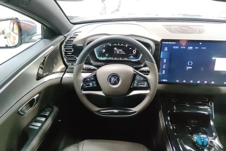 Used BYD Han 2020 DM Four-Wheel Drive Performance Edition Luxury Model Steering Wheel