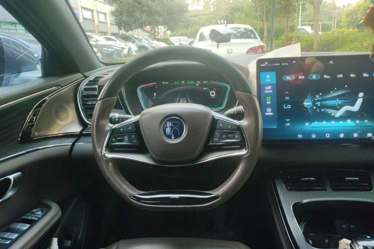 Used BYD Han 2020 EV Long-Range Deluxe Model Steering Wheel