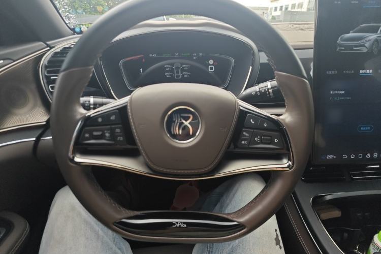 Used BYD Han 2020 EV Long-Range Deluxe Model Steering Wheel