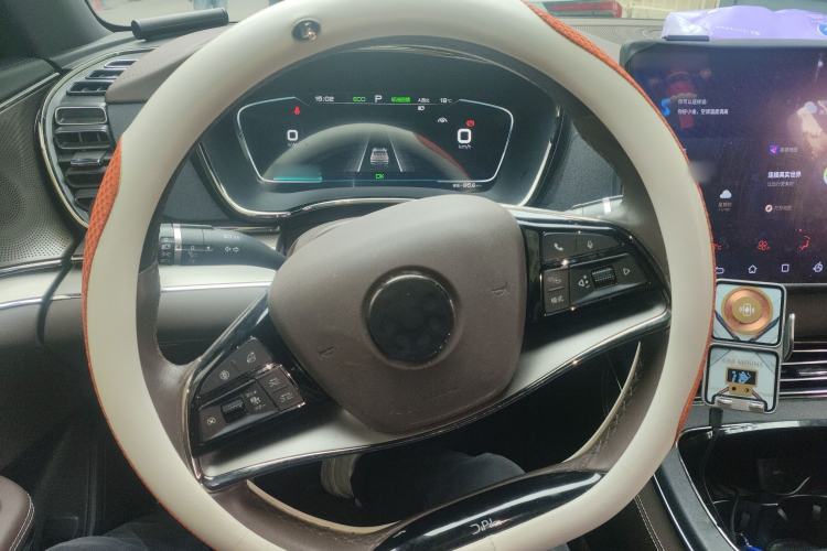 Used BYD Han 2020 EV Long-Range Luxury Model Steering Wheel