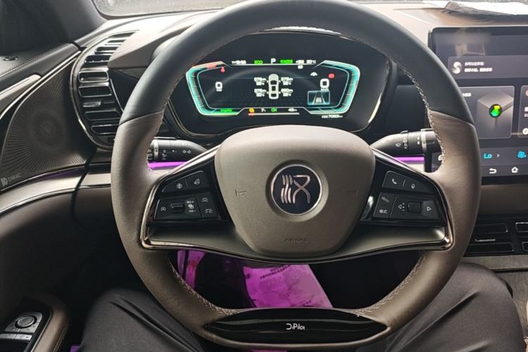 Used BYD Han 2020 EV Long-Range Deluxe Model Steering Wheel