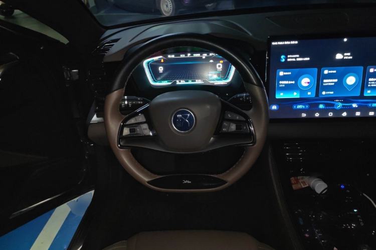 Used BYD Han 2020 EV Long-Range Luxury Model Steering Wheel