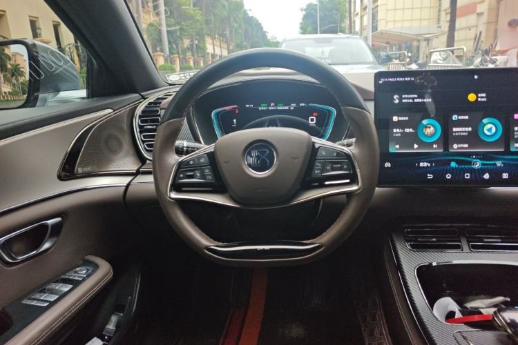 Used BYD Han 2020 DM Four-Wheel Drive Performance Edition Luxury Model Steering Wheel