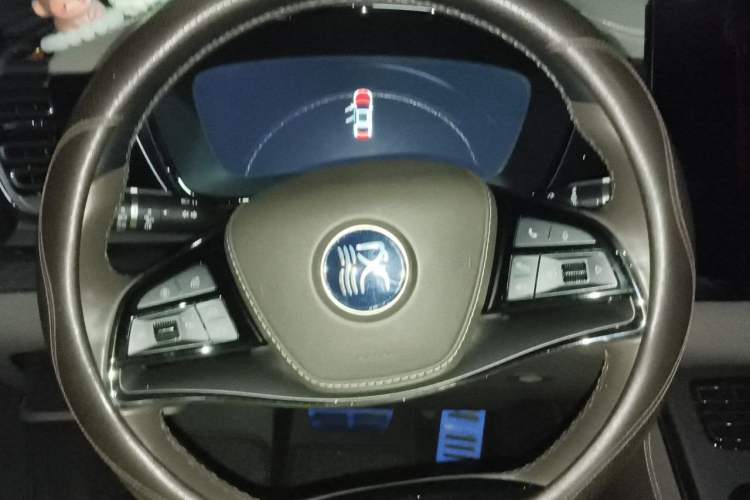 Used BYD Han 2020 DM Four-Wheel Drive Performance Edition Luxury Model Steering Wheel