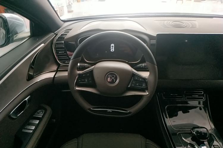 Used BYD Han 2020 EV Long-Range Luxury Model Steering Wheel