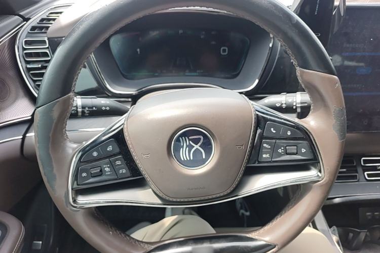 Used BYD Han 2020 DM Four-Wheel Drive Performance Edition Prestige Model Steering Wheel