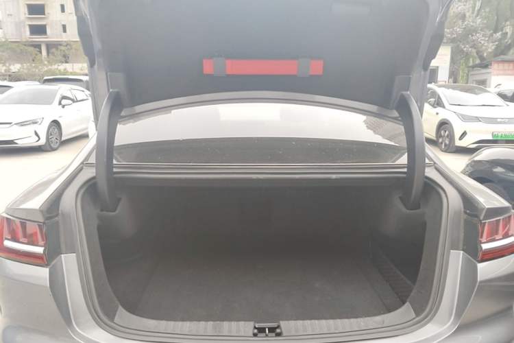 Used BYD Han 2020 EV Four-Wheel Drive High-Performance Flagship Model Trunk
